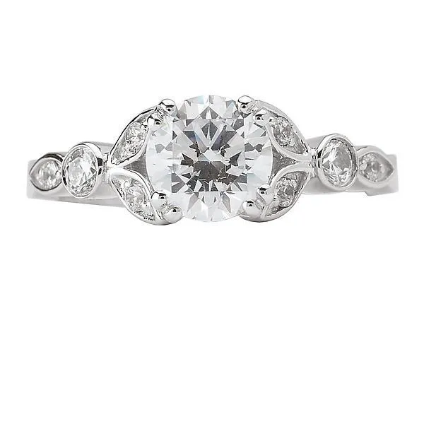 14kt Solitaire with Side Diamonds