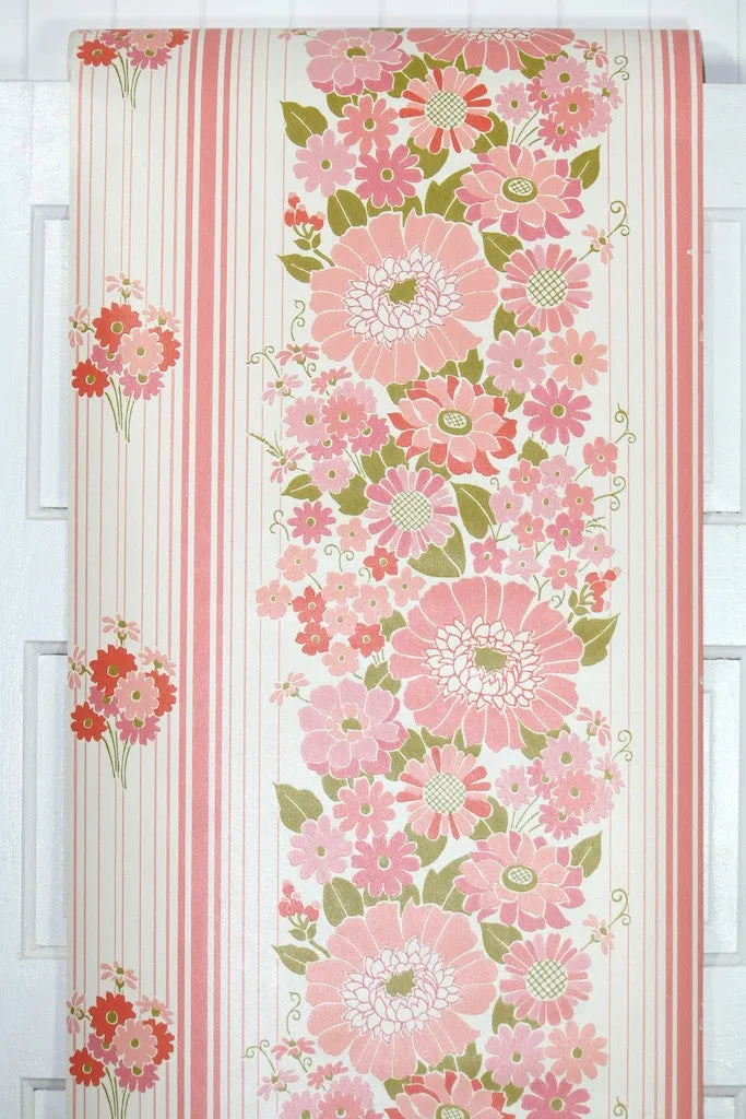 1970s Floral Vintage Wallpaper