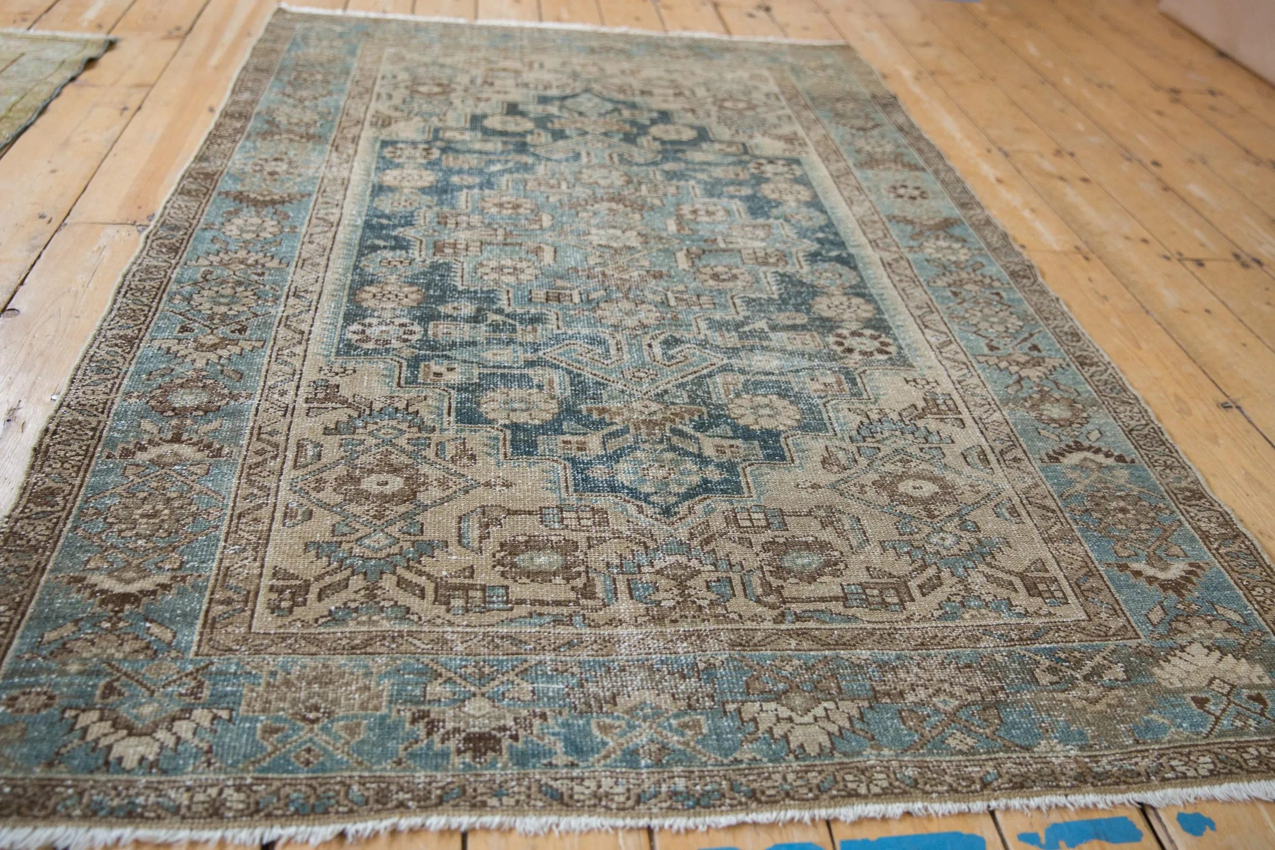 4x6.5 Vintage Distressed Hamadan Rug