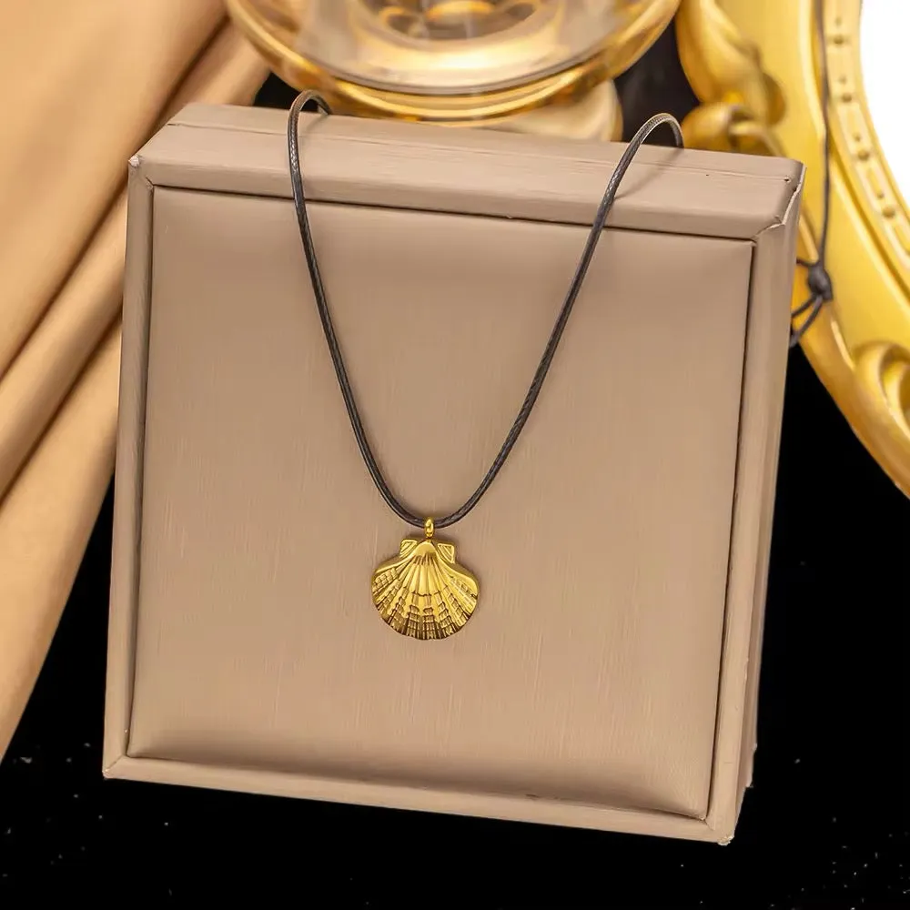 Adjustable Rope Minimalist Shell Pendant Necklace