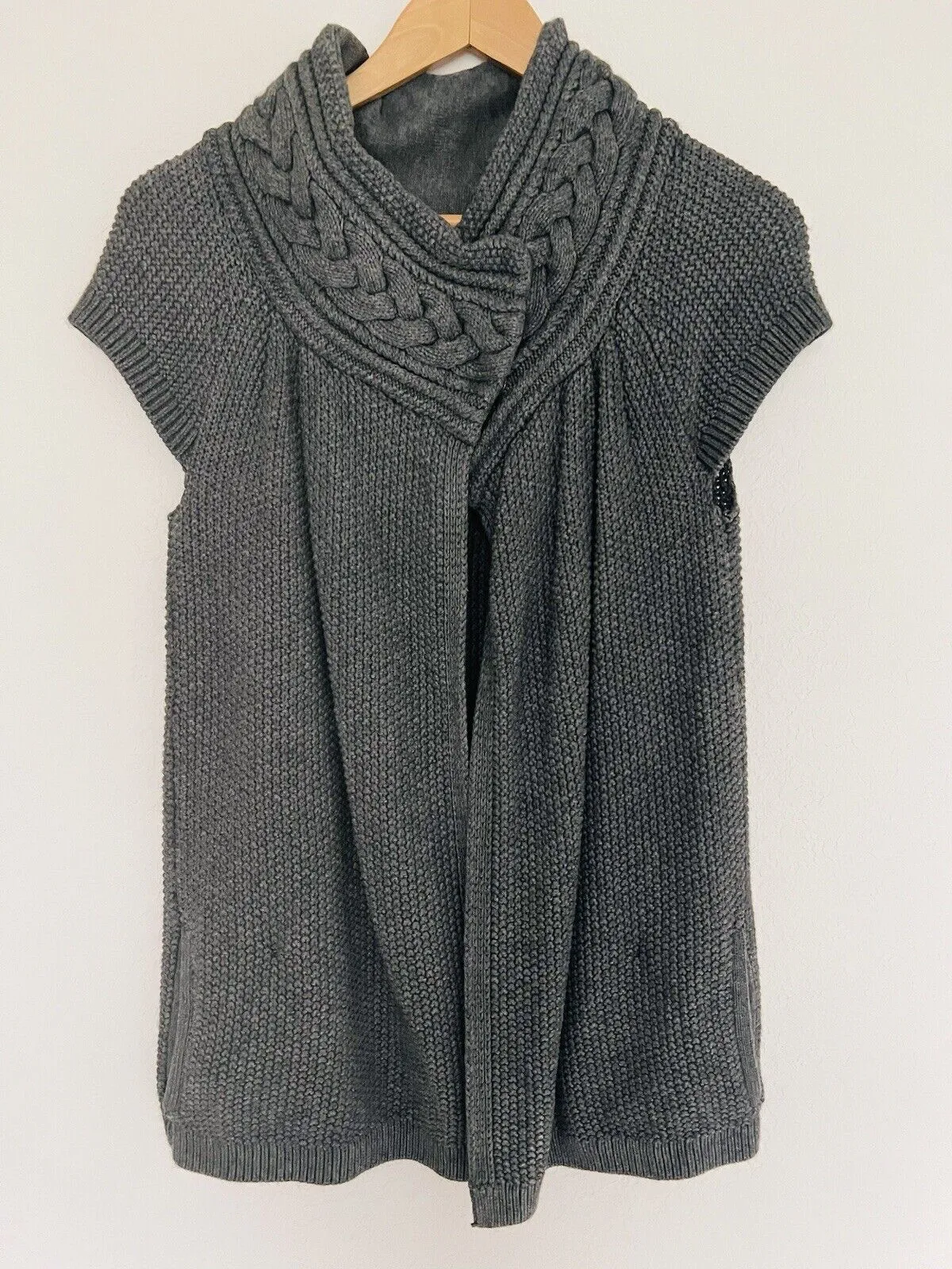 ARMANI EXCHANGE Knitted Short Sleeve Cardigan Sz S Cable Knit Collar Open Front
