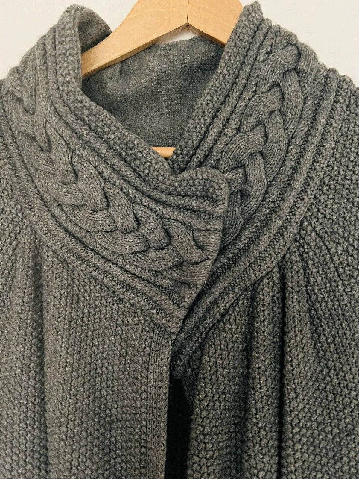 ARMANI EXCHANGE Knitted Short Sleeve Cardigan Sz S Cable Knit Collar Open Front