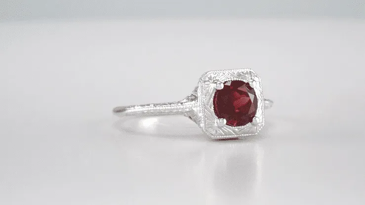 Art Deco Pyrope Garnet Filigree Scrolls Engraved Ring in 14 Karat White Gold