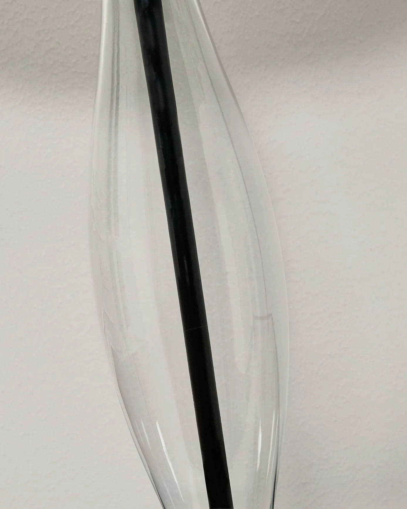 Ashley Express - Travisburg Glass Table Lamp (2/CN)