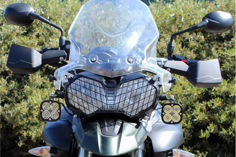 Aux LED - SQUADRON SPORTS