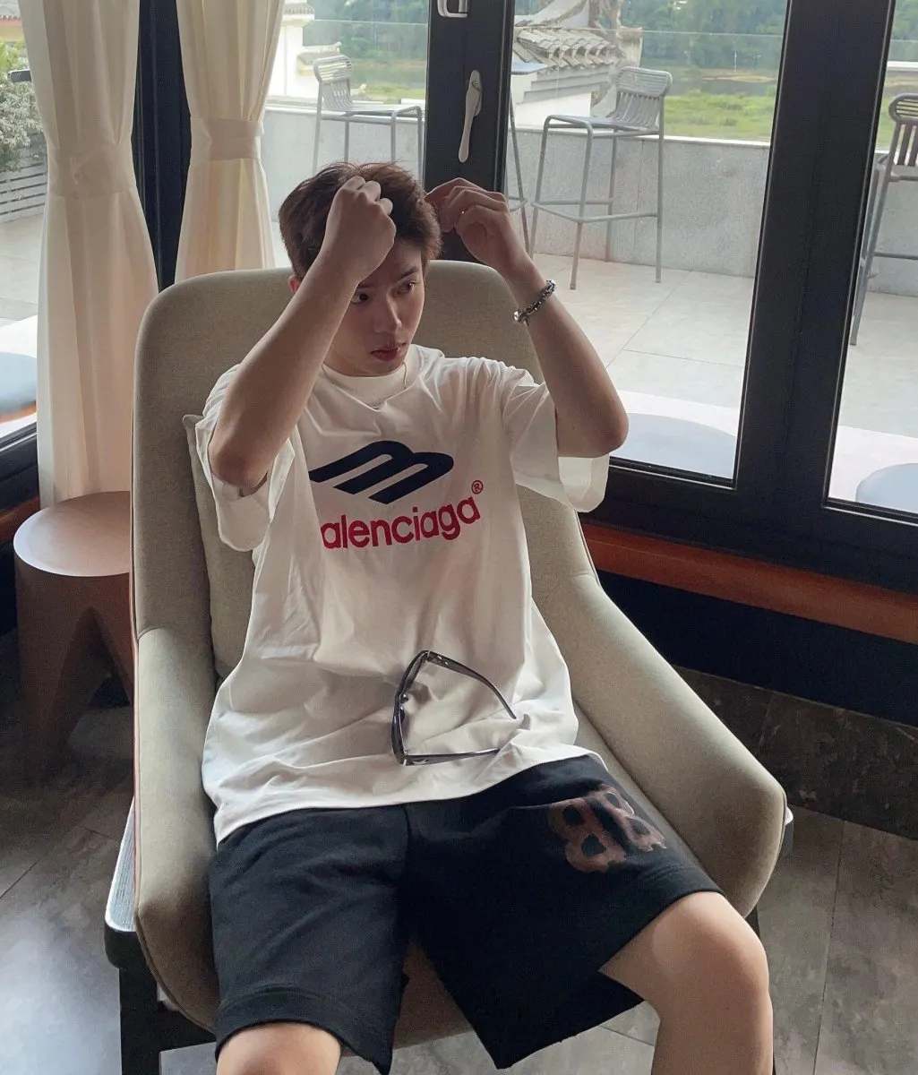 BALENCIAGA LOGO GRAPHIC T-SHIRT WHITE