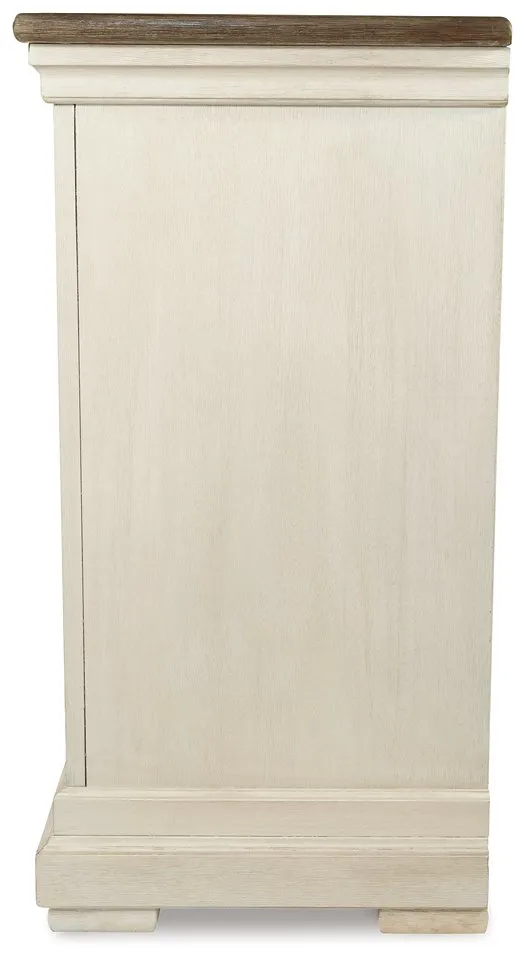 Bolanburg 8-Piece Dining Package