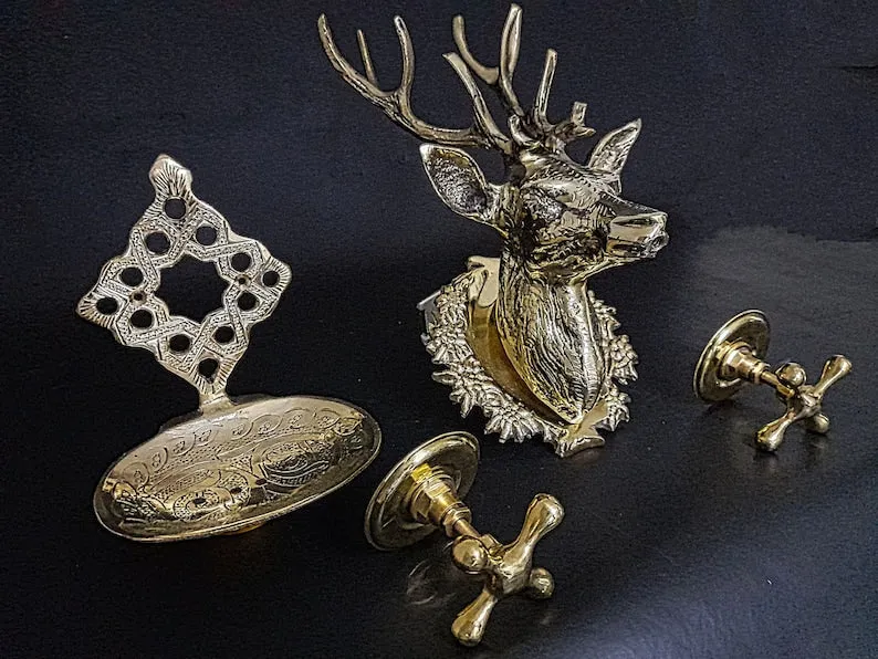 Brass Deer Head Faucet: Elegant Bathroom & Kitchen Tap with Brass Valve