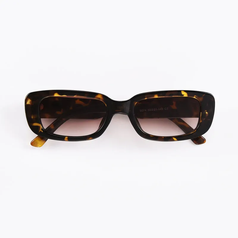 Chic Black Rectangle Sunglasses