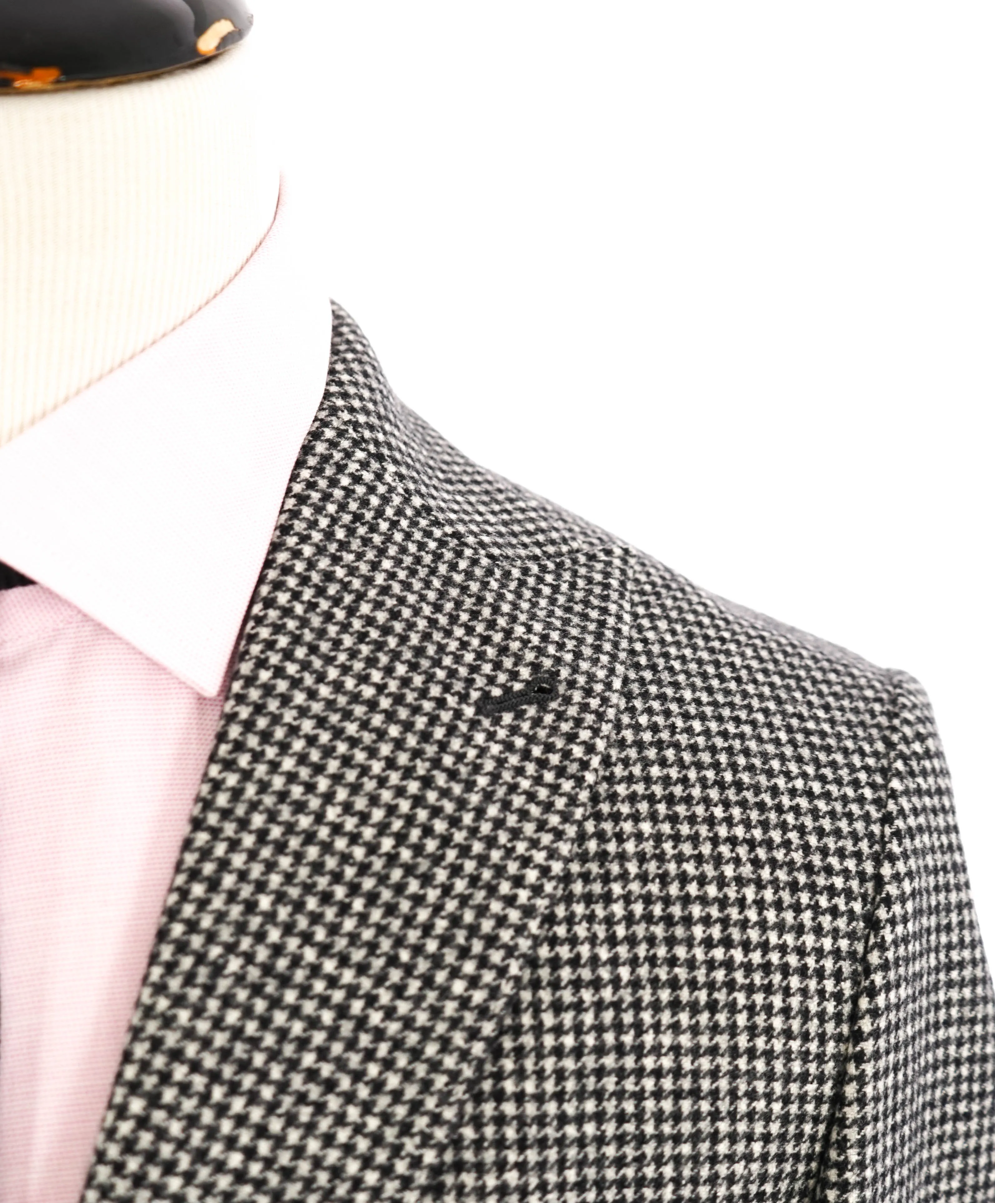 ELEVENTY - Black & Ivory HOUNDSTOOTH Semi-Lined Blazer - 40US (50 EU)