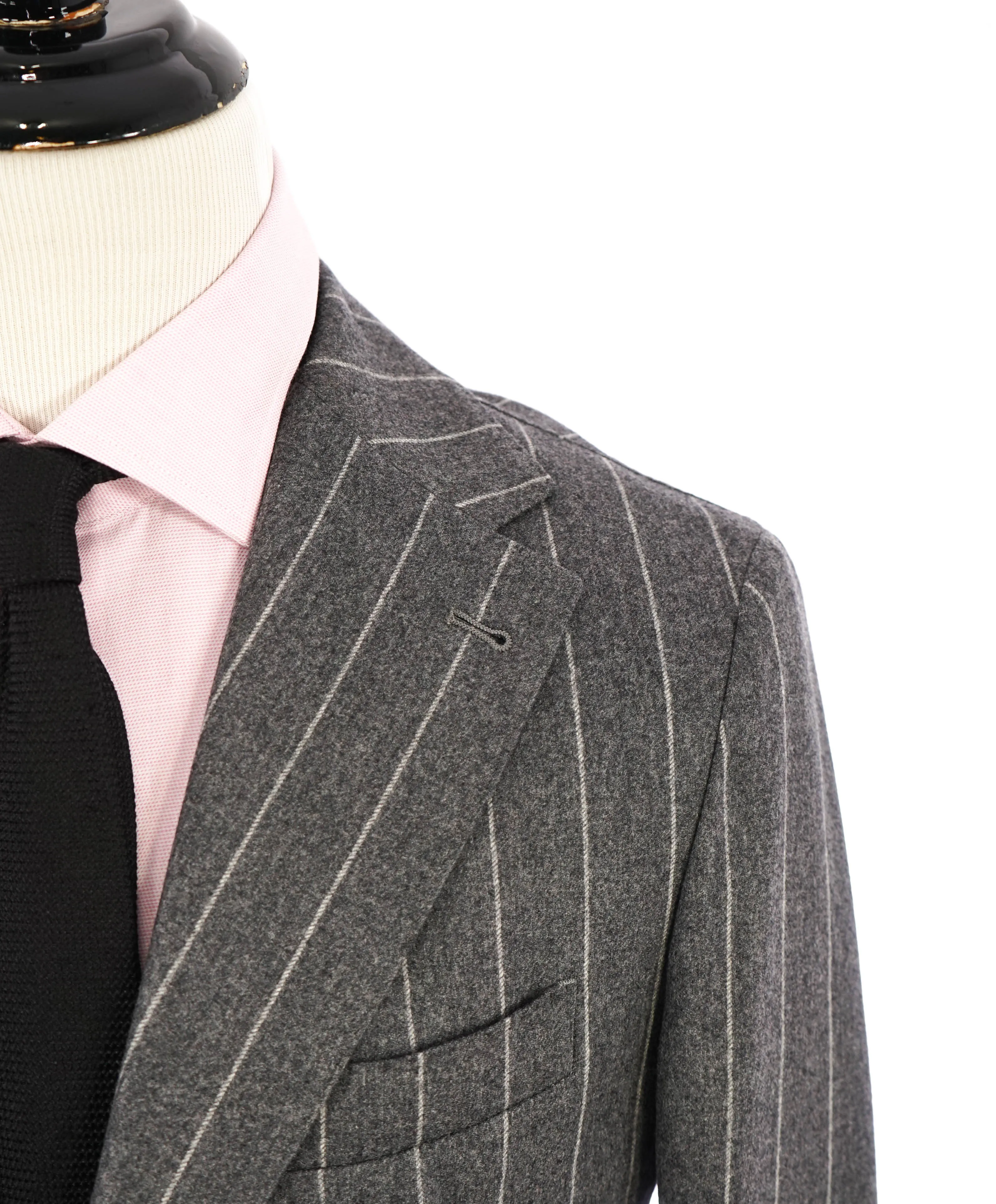 ELEVENTY - "WOOL & CASHMERE" Gray Chalk Stripe Blazer - 40 (50 EU)