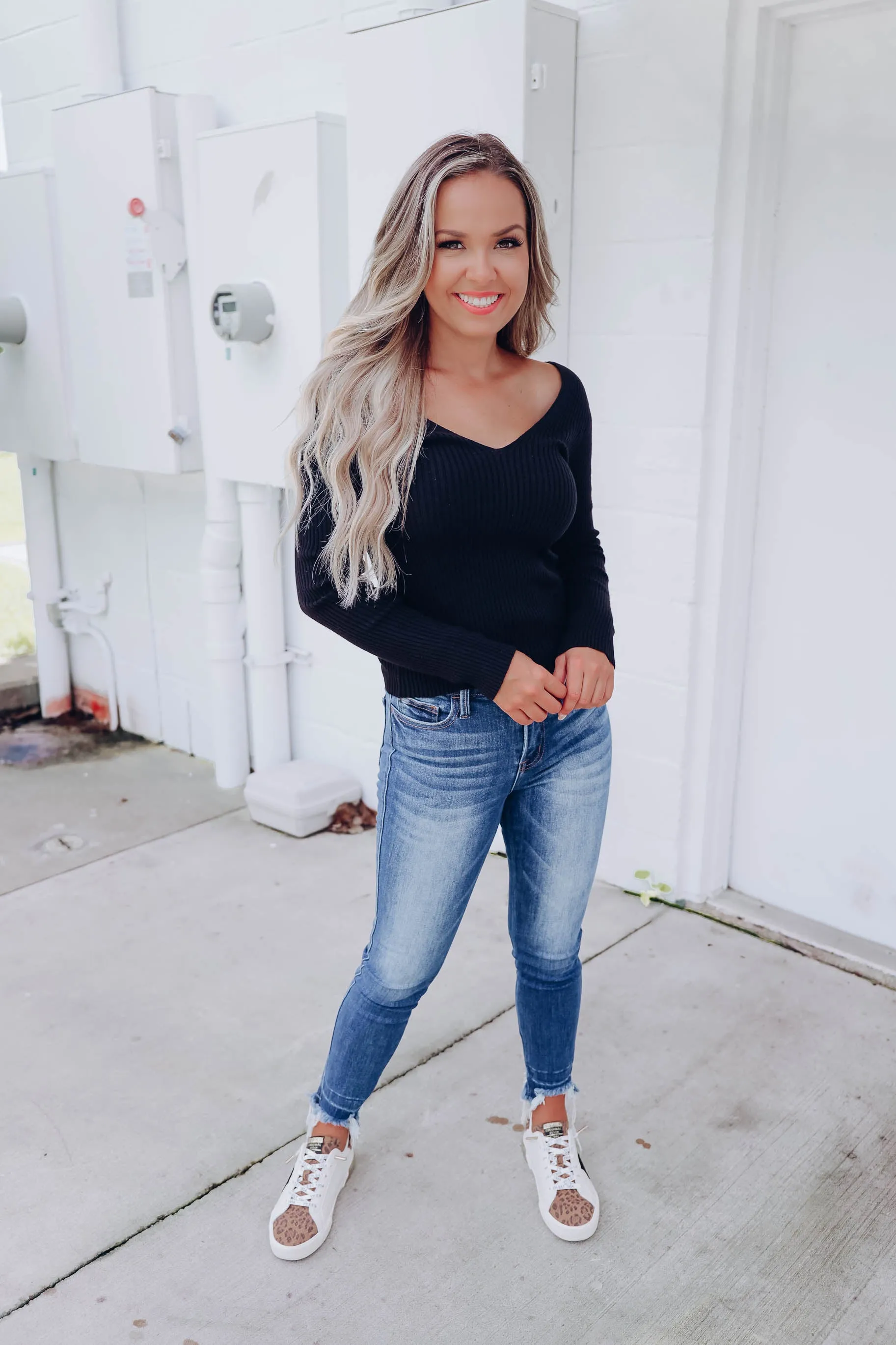 Eli Deep V Sweater - Black