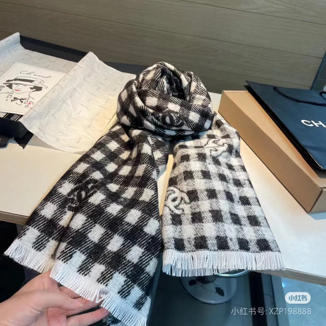 Fashion CC Plaid Scarf