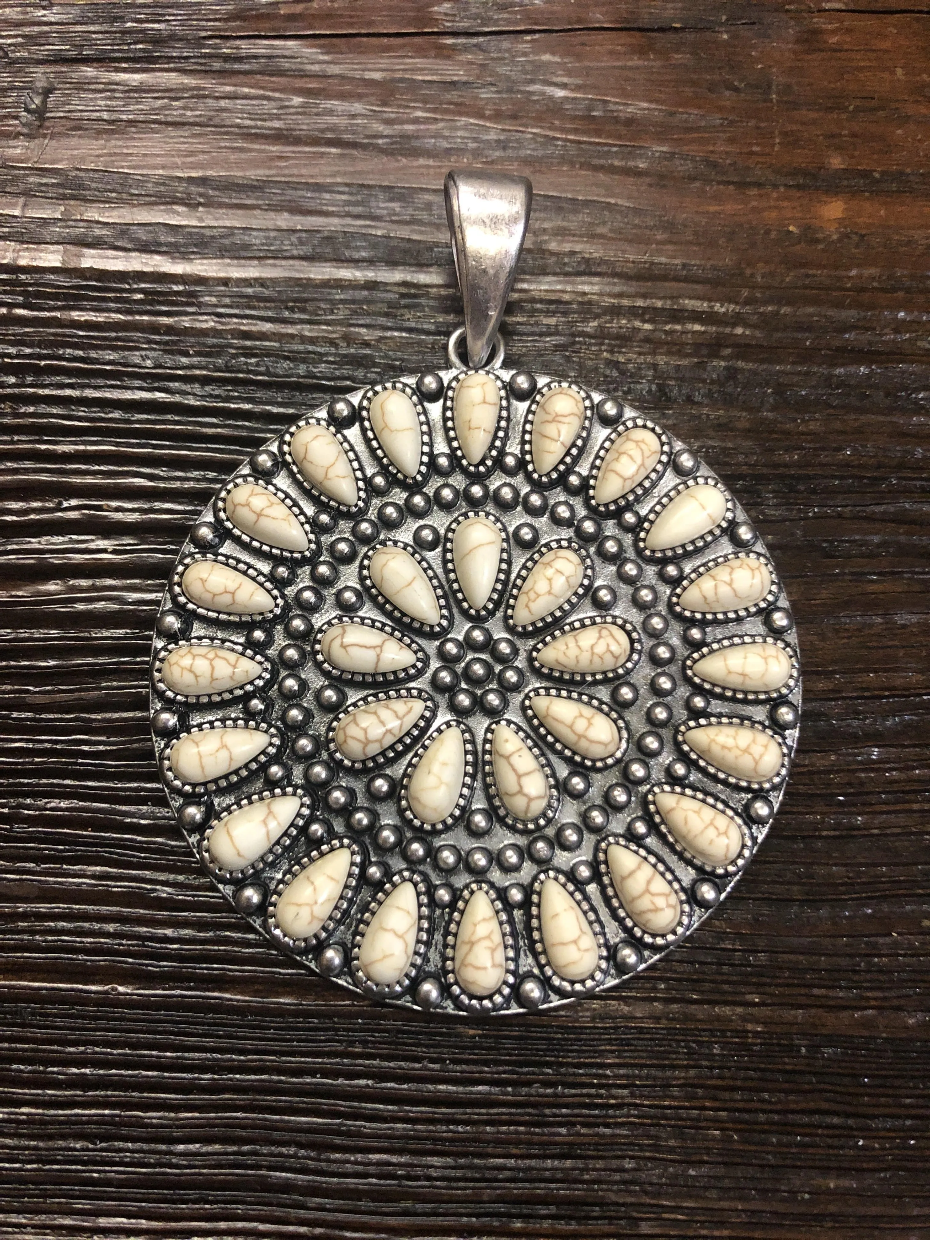 Fashion Large Zuni Medallion Pendant - White