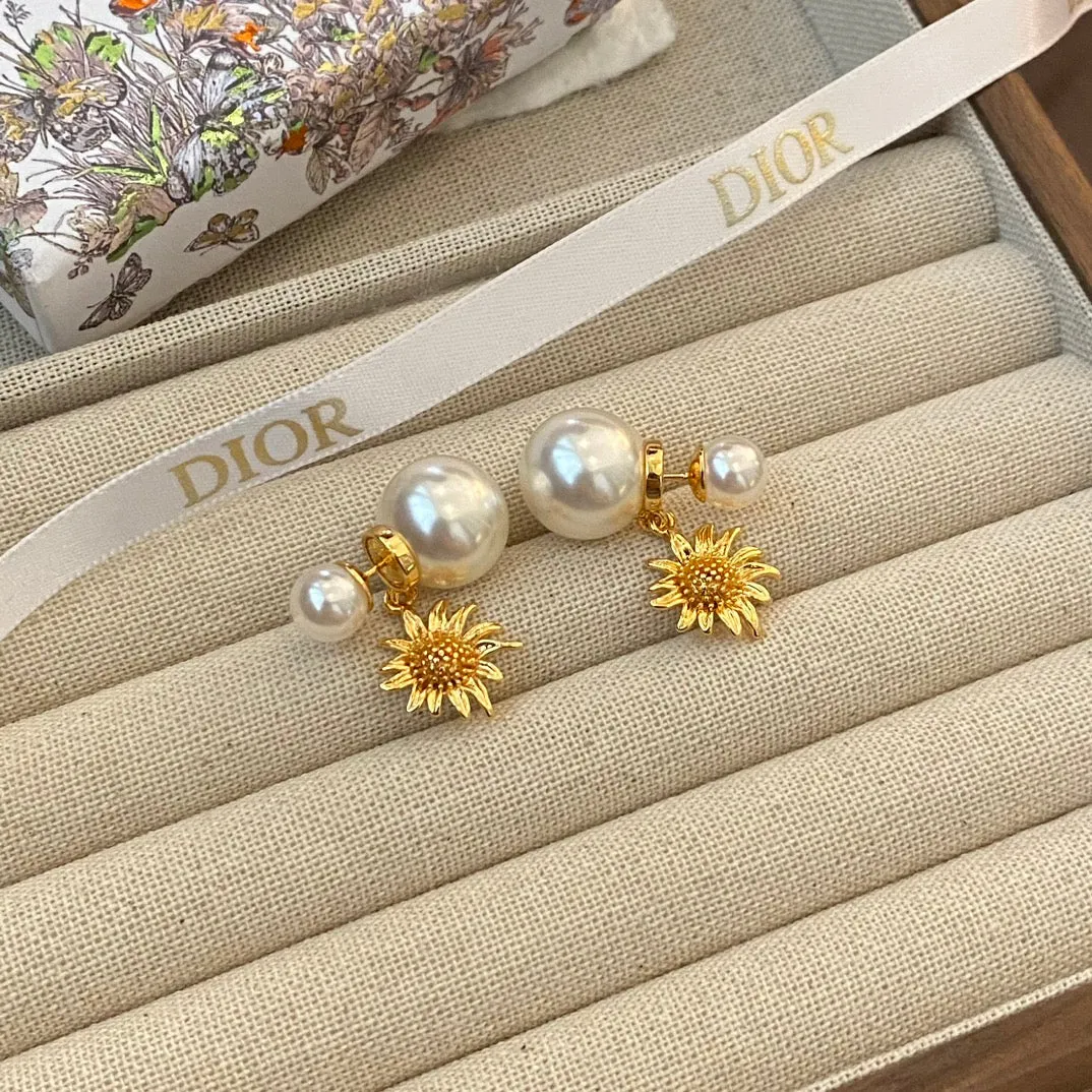 fashion sunflower size beads earrings