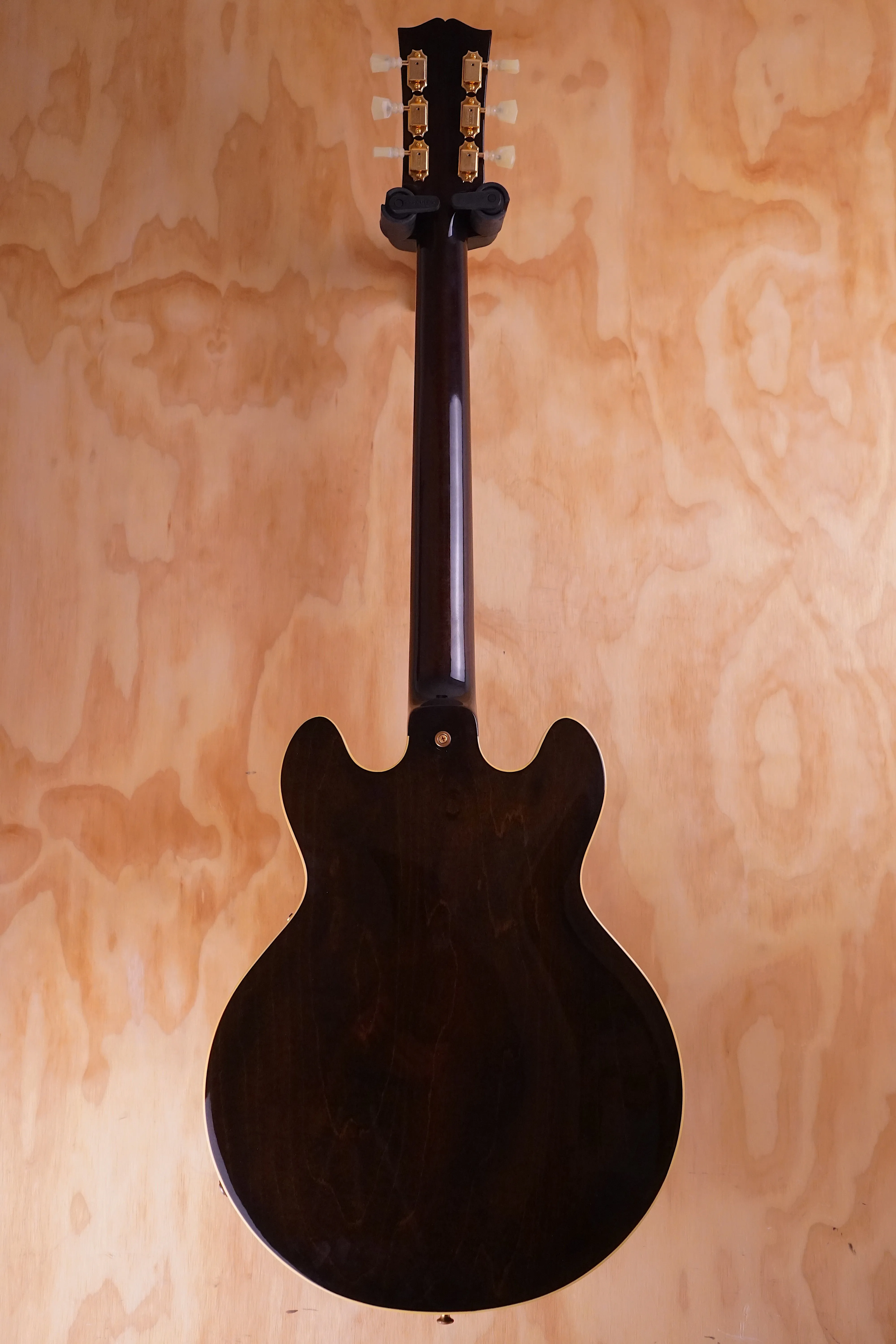 Gibson ES-349 in Walnut, (Used Comm)