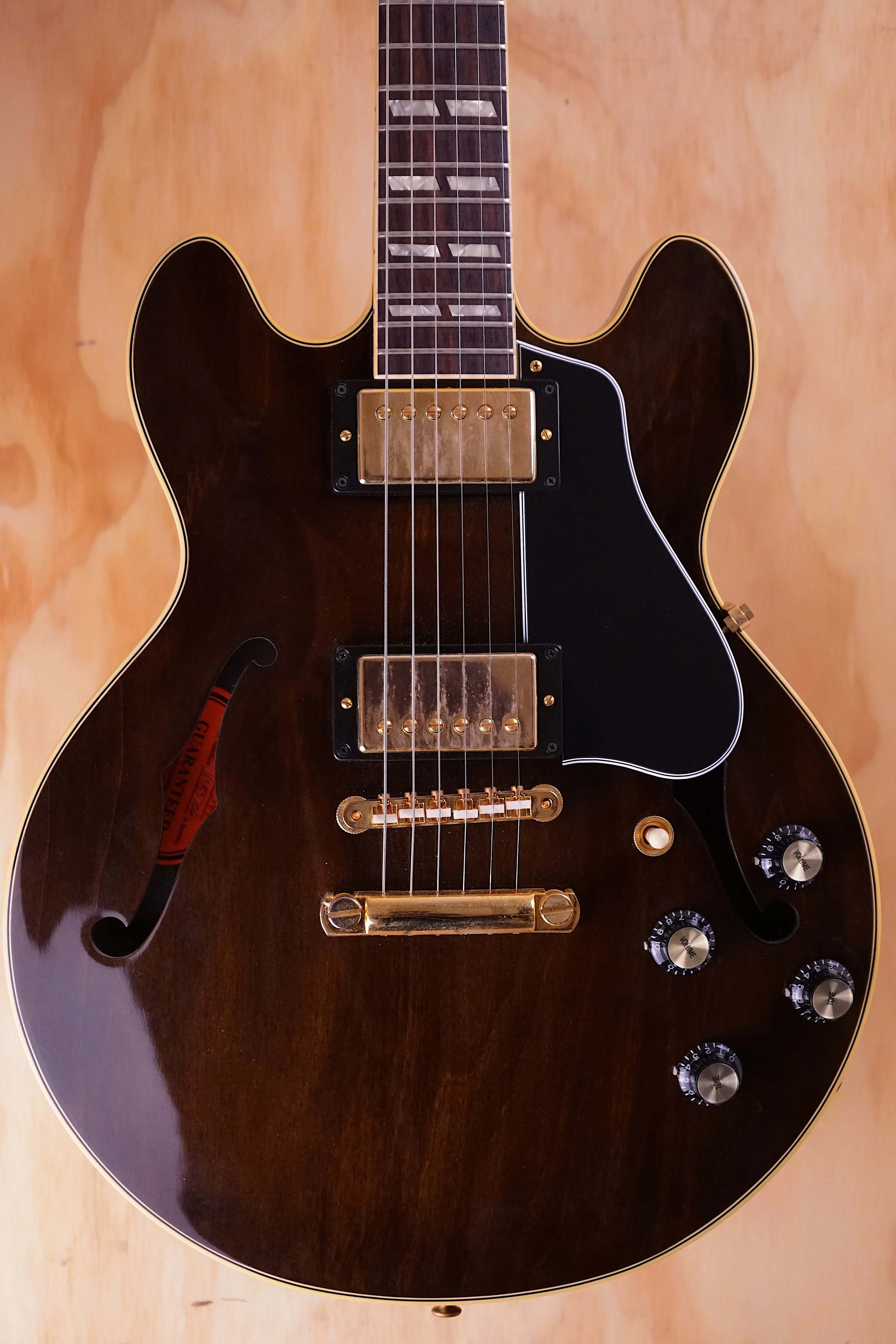 Gibson ES-349 in Walnut, (Used Comm)