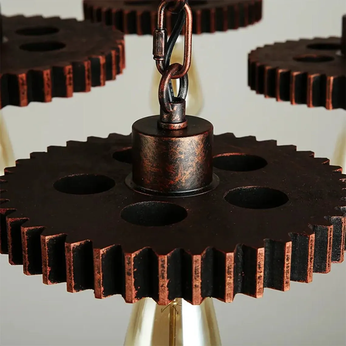 Industrial Retro Style Gear 7 Light Rustic Chandelier for Farmhouses and Restaurants