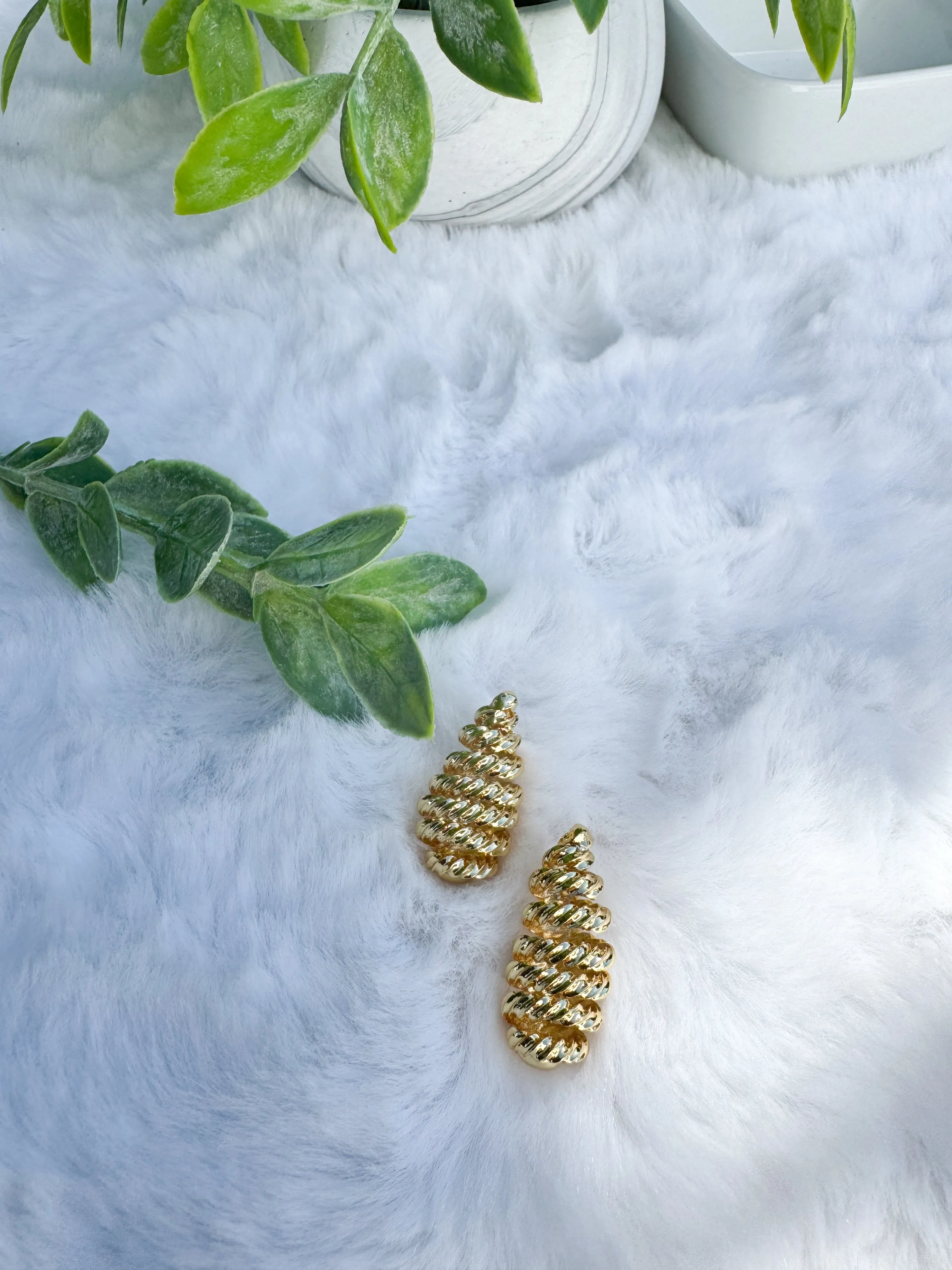Isa earrings