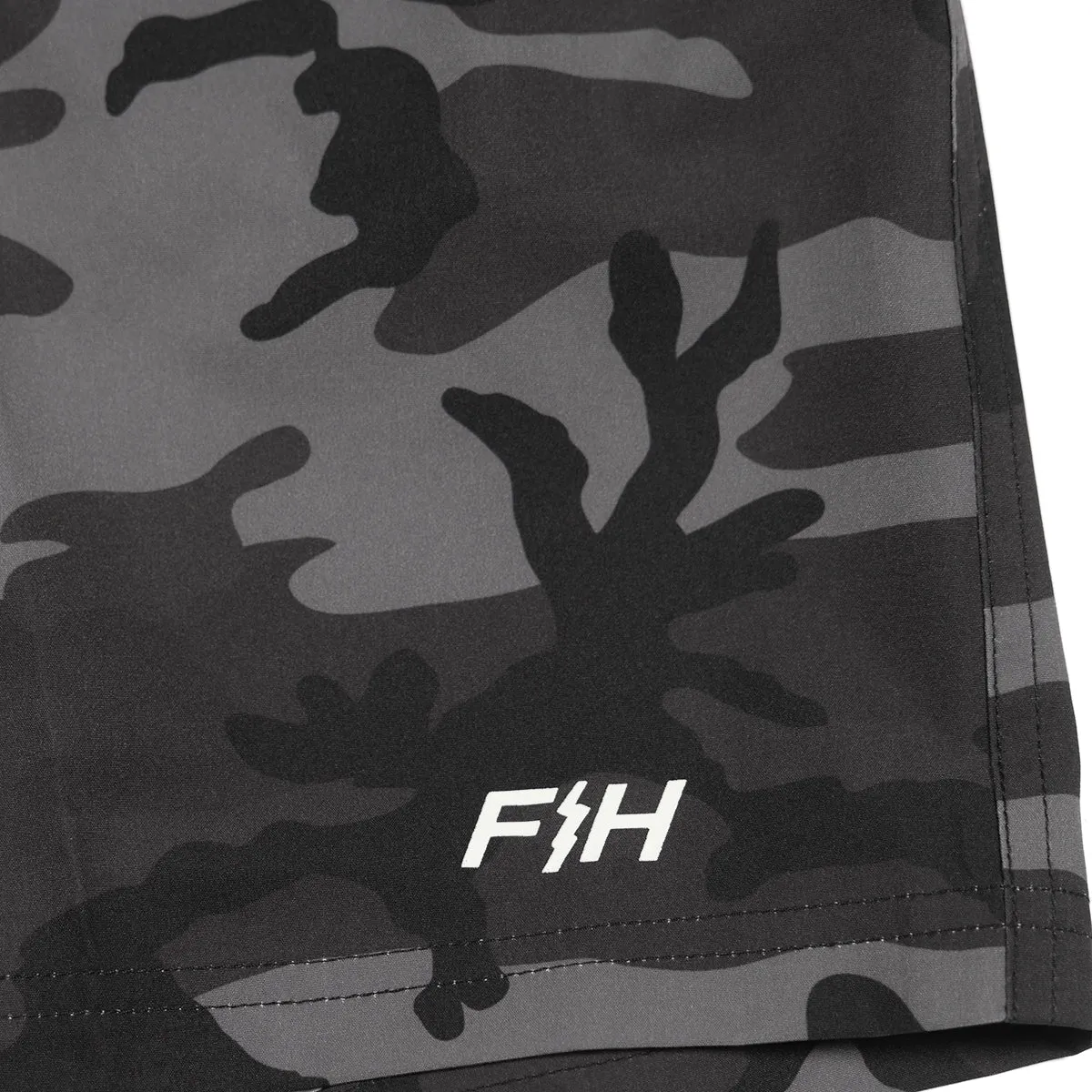 Jack Hybrid Short - Black Camo