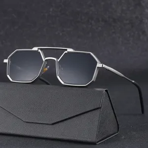 JollynovaVintage-inspired Sunglasses