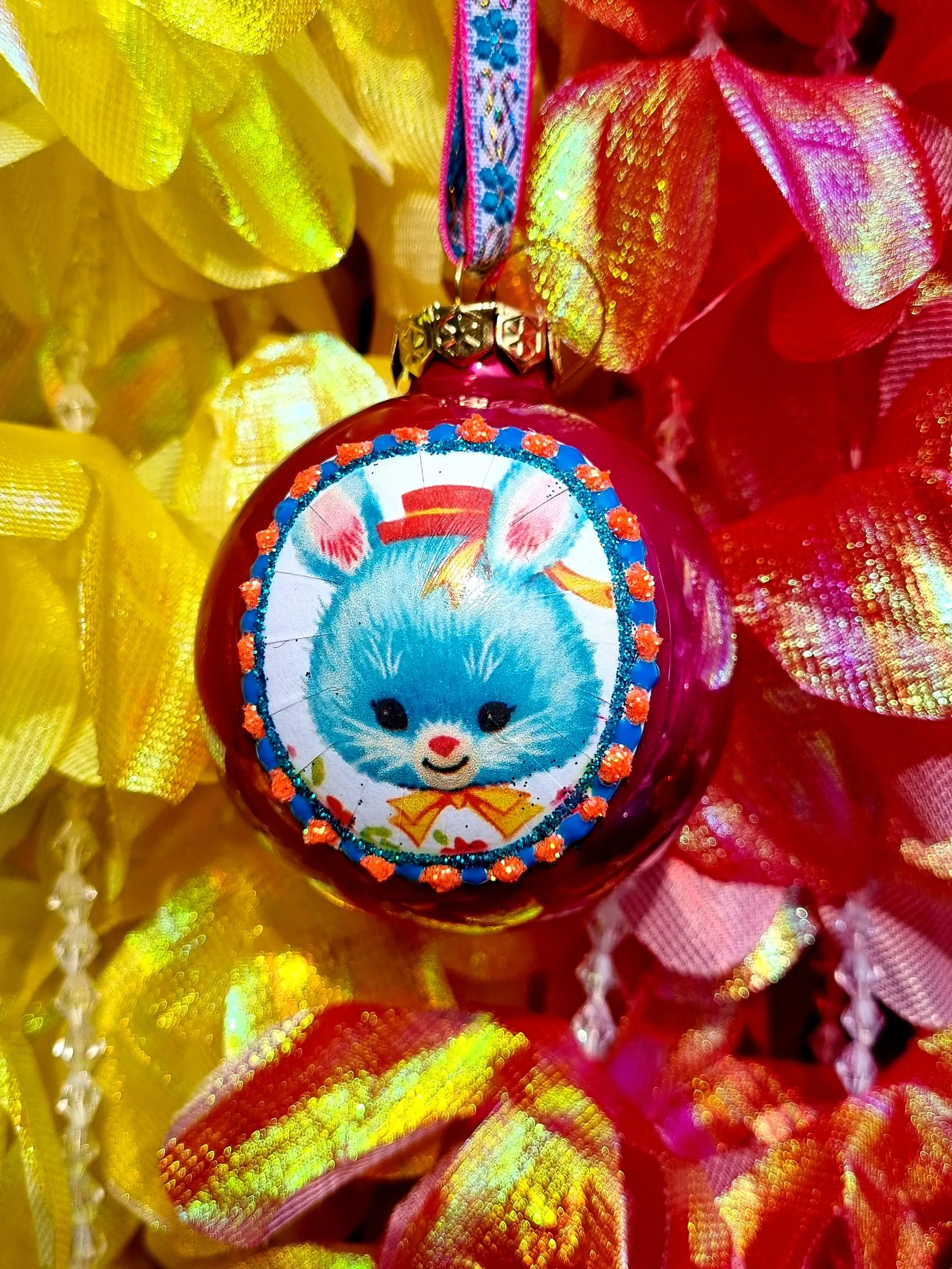 Kitsch vintage cuties glass baubles