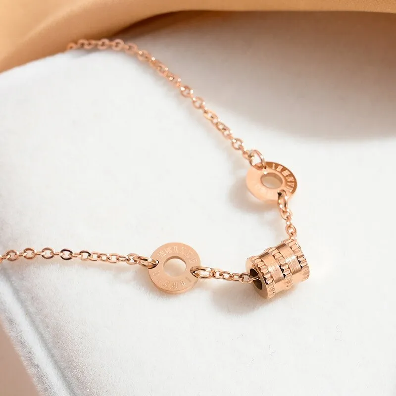 Korean Fashion Vintage Roman Numerals Stainless Steel Bracelet - Elegant Ladies' Jewelry