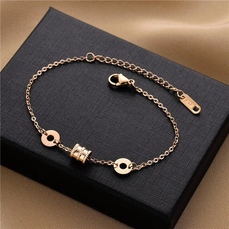 Korean Fashion Vintage Roman Numerals Stainless Steel Bracelet - Elegant Ladies' Jewelry