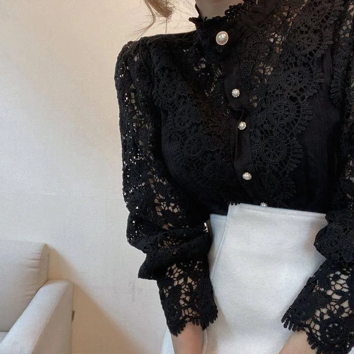 Louis Blouse | Classic, elegant & super cute!