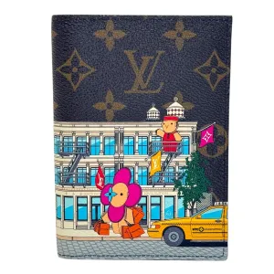 LOUIS VUITTON 2022 Monogram Christmas Animation New York Soho Passport Holder - Brown New w/Out Tags