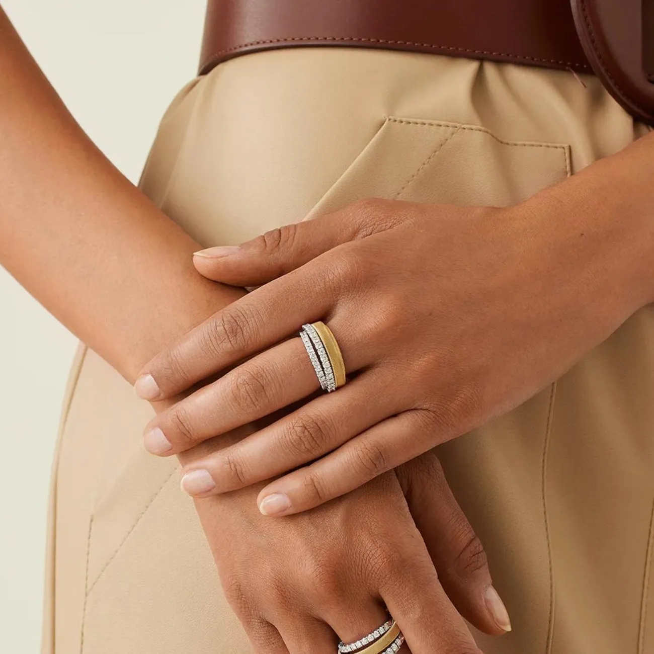 Masai 18K Yellow Gold 4-Strand Coil 2 Pavé Diamond Bands Ring