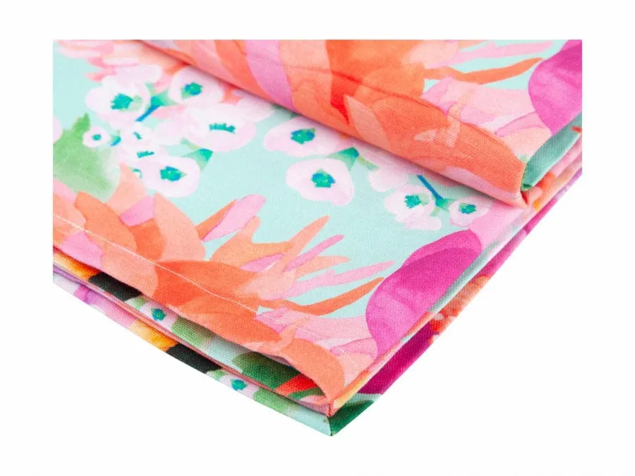 Maxwell & Williams Teas & C'S Rectangular Tablecloth 270x150cm GX0675