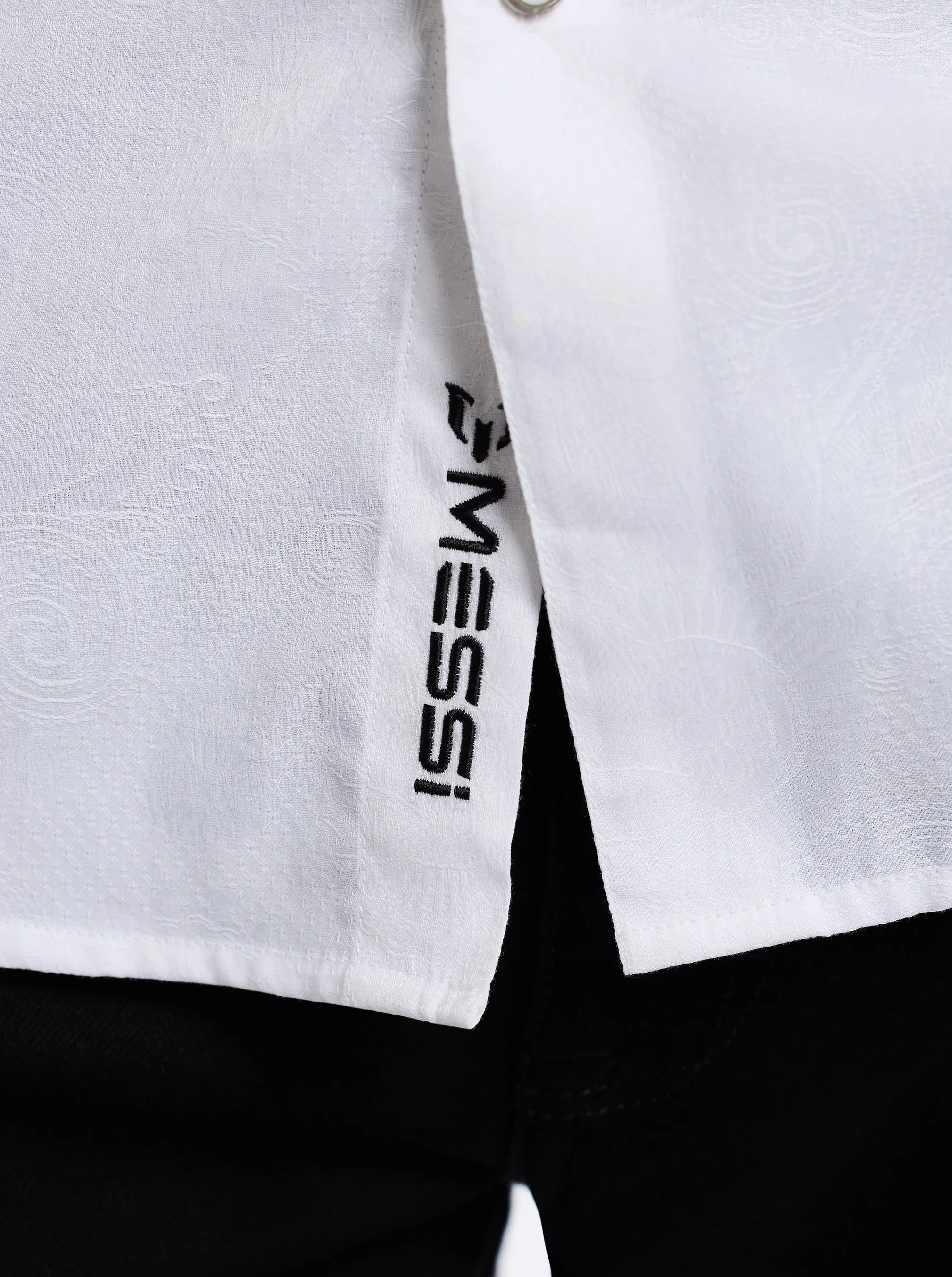 MESSI LONG SLEEVE BUTTON DOWN SHIRT