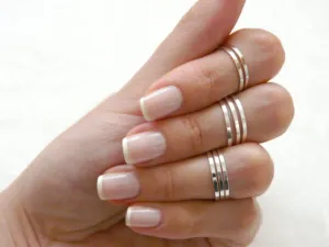 Minimalist Stacking Rings – Set of 8