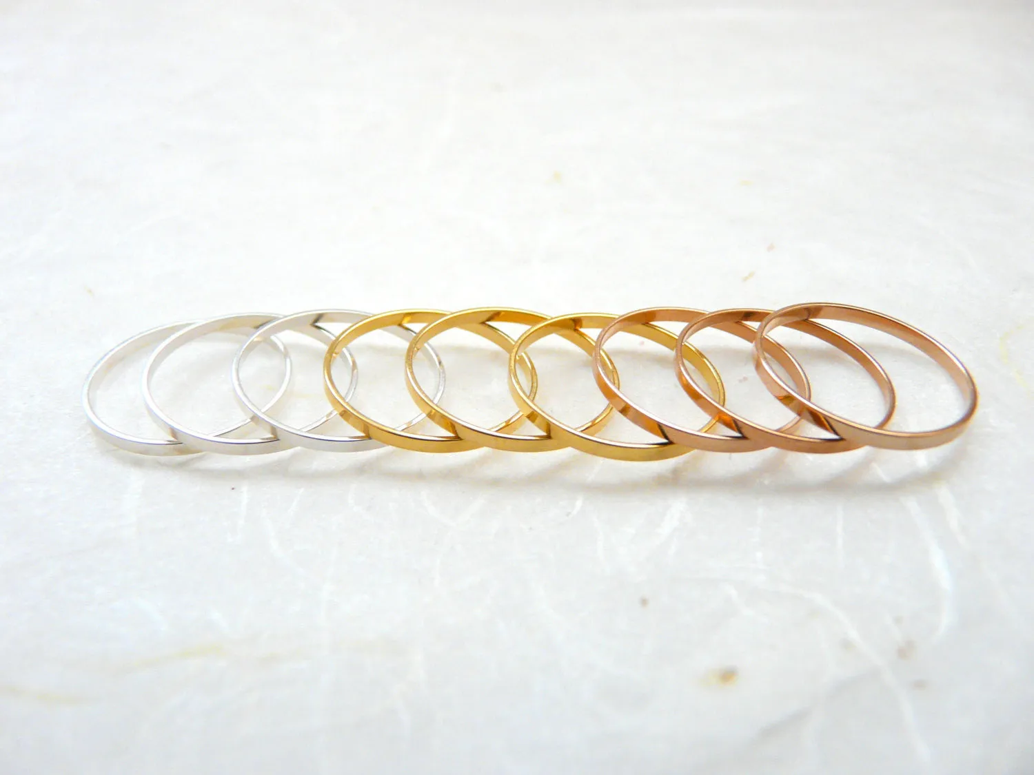 Minimalist Stacking Rings – Set of 8