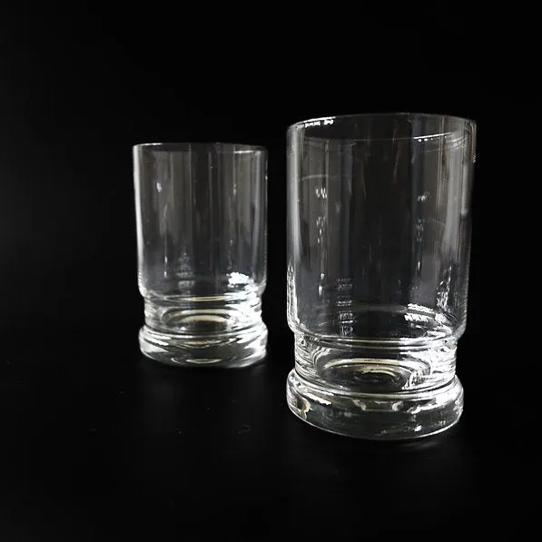 Mobler Vintage ALGHULT&nbsp;retro selterglas with graphical foot from Sweden mid-century. Price per piece.