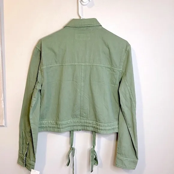 NWT BLANK NYC Here and Now Cropped Utility Jacket Green Size Small