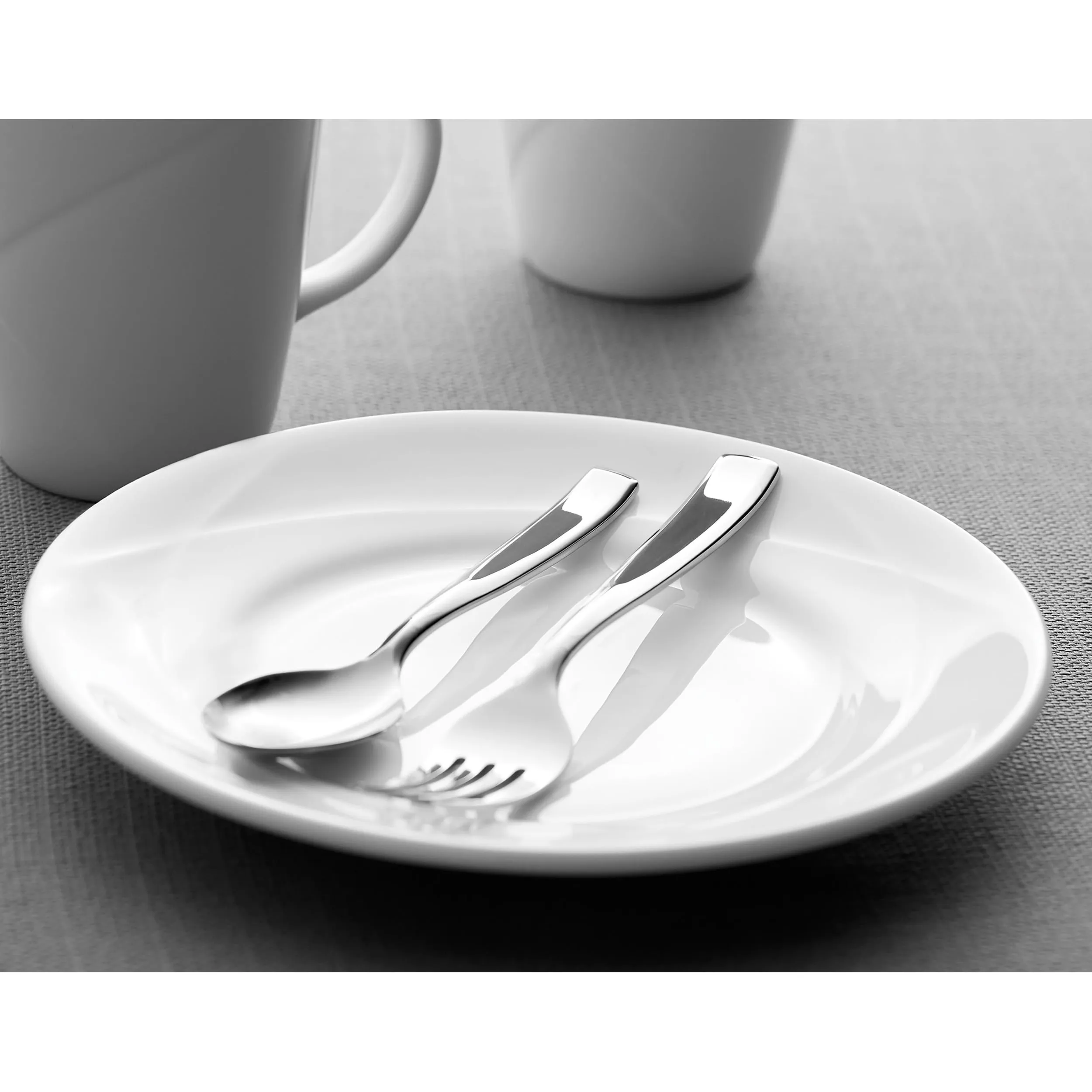 Oneida 18/0 Stainless Steel Tidal Table Knives (Set for 12)
