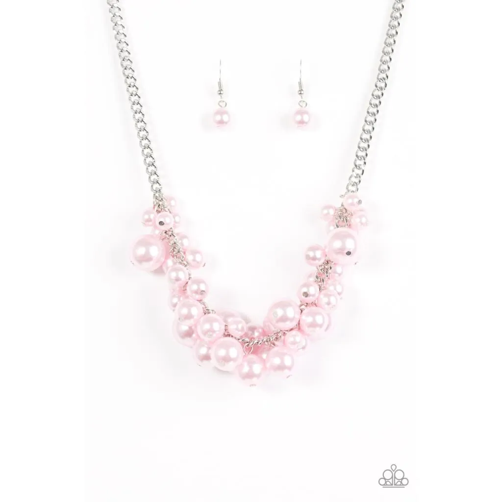 Paparazzi Glam Queen - Pink Pearl Necklace