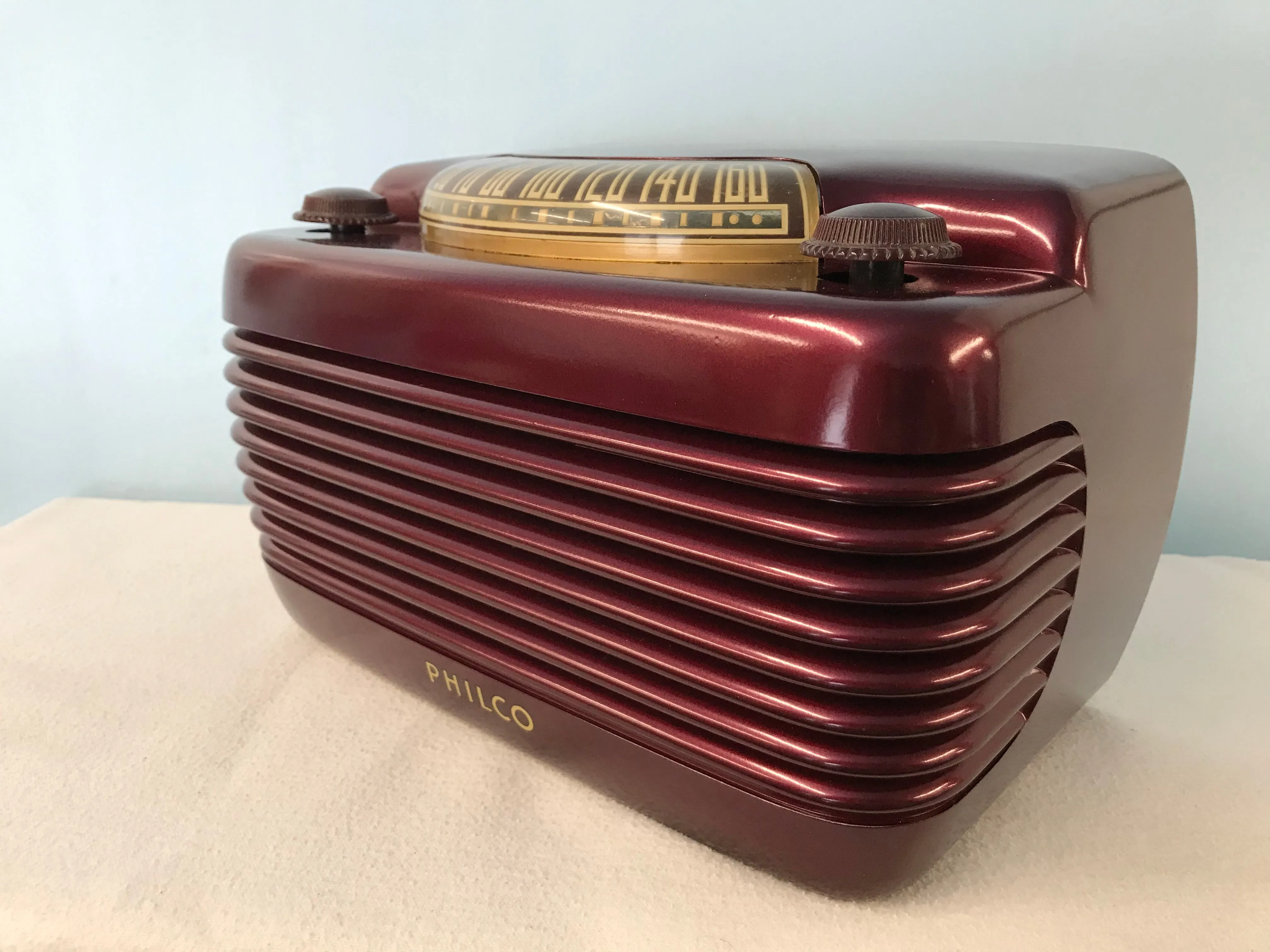 Philco 75  “Hippo”  Tube Radio With Bluetooth input.
