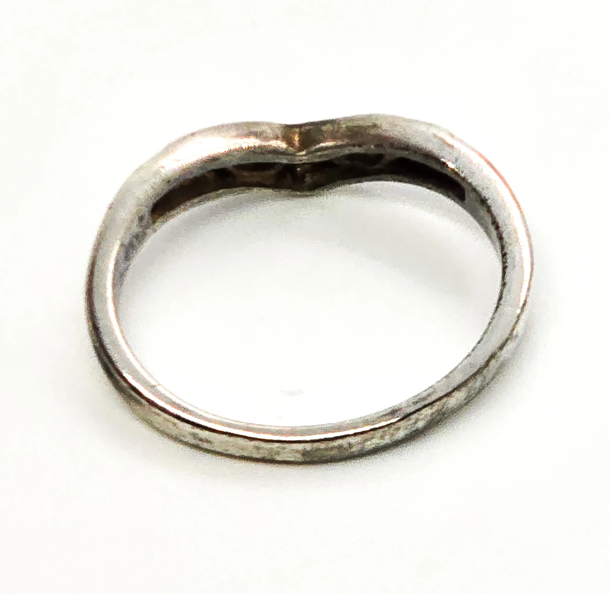 Retro filigree chevron V vintage sterling silver stacker ring band size 7