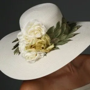 SE6004- Elegant ladies straw hat with leaf trims and flowers