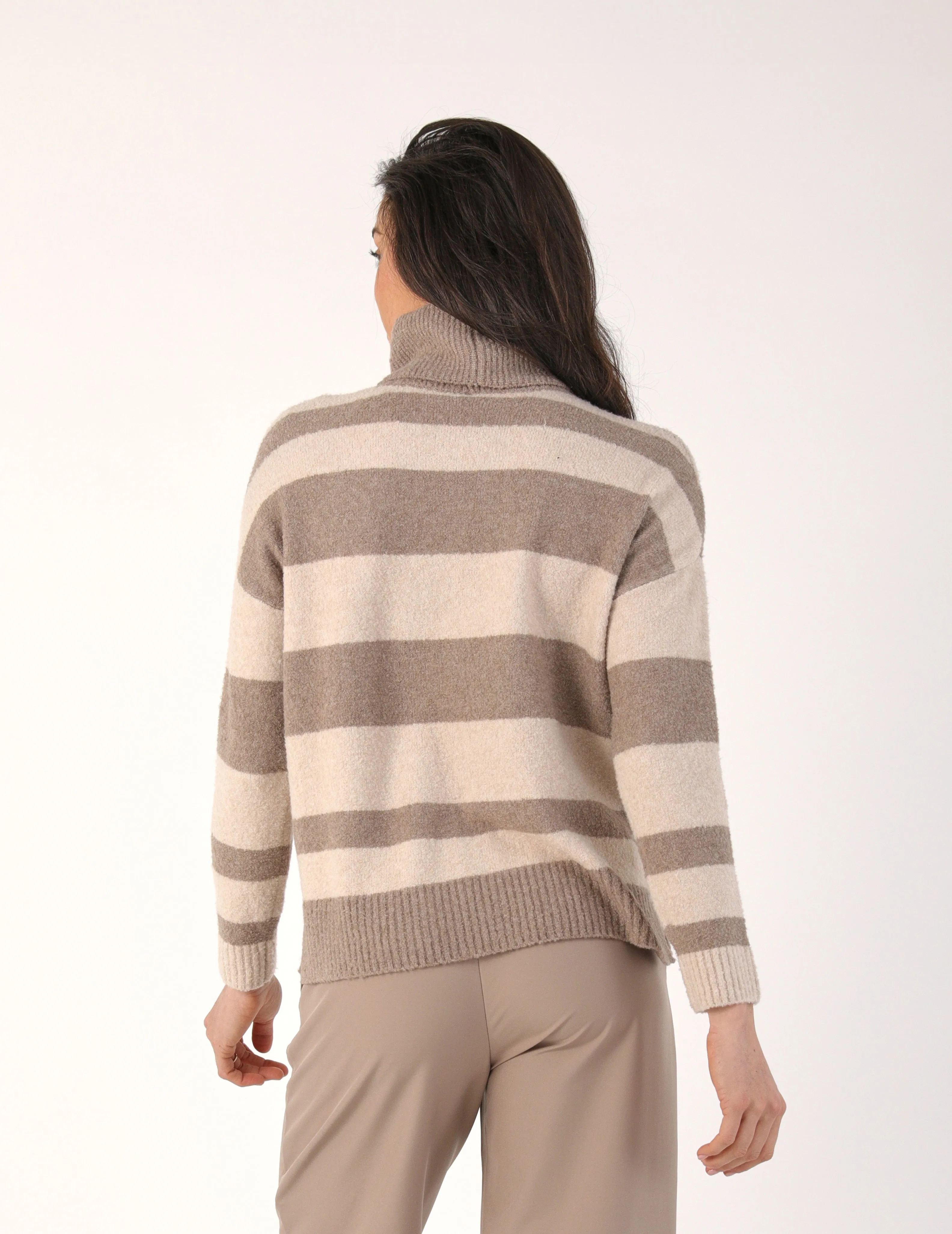 Shelly Turtleneck: Oatmilk/Latte