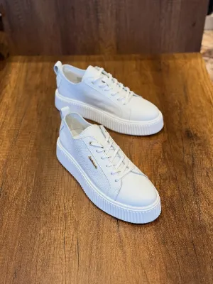 Simple Casual Versatile Sneakers