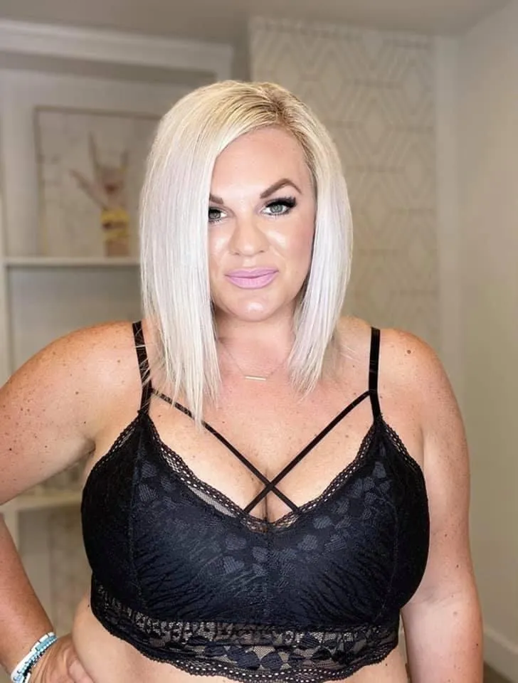 The Luna Lace Bralette -- 2 Colors!