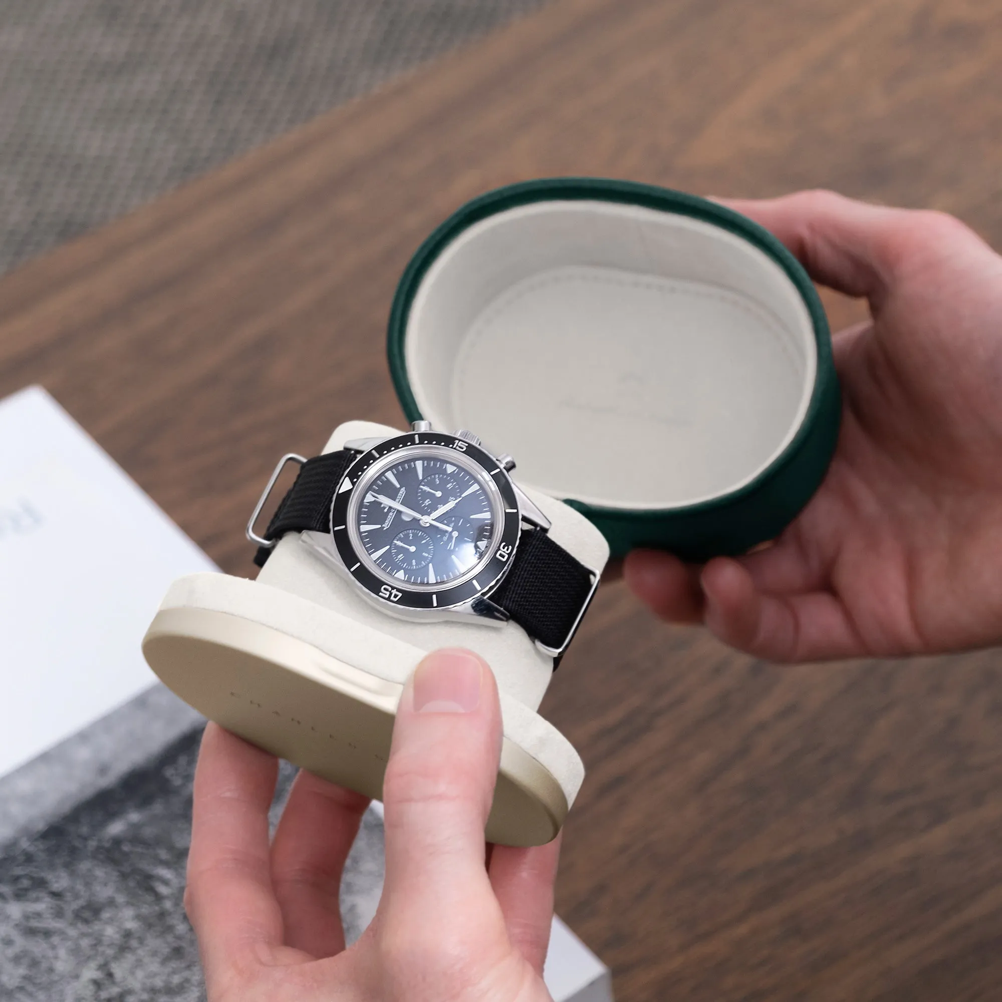 THEO WATCH ROLL - EMERALD / CHAMPAGNE