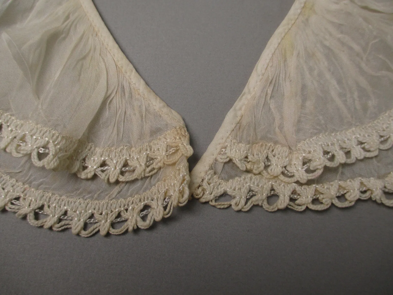 Vintage 1940s Lace Collar