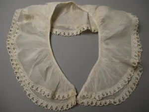 Vintage 1940s Lace Collar
