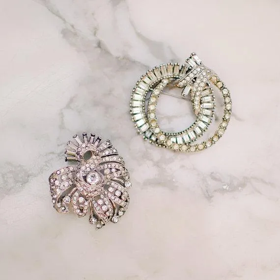 Vintage Art Deco Clear Diamond Look Rhinestone Brooch Pin