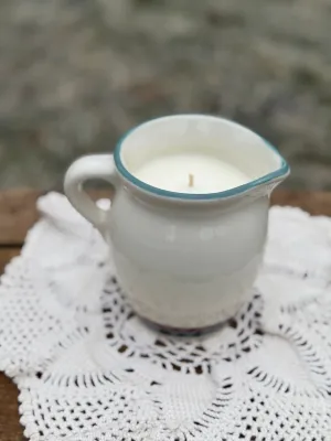 Vintage Vessel Collection ~ Strawberries & Cream100% Soy Wax Candle